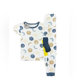 🌑🌙 Milkberry Bamboo Moon & Stars Print Pajama Set with Socks Size 4T NWT
